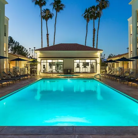 Courtyard By Marriott Palm Springs Hotel